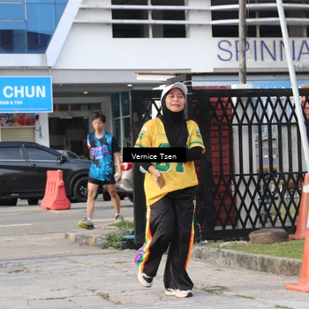 Runner Photo 7785121