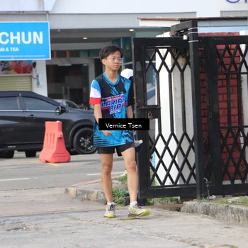 Runner Photo 7785124