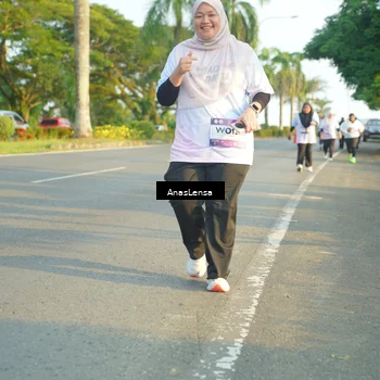 Runner Photo 7785134