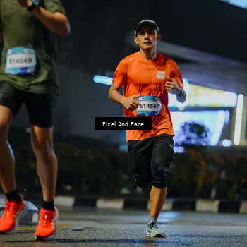 Runner Photo 7785136