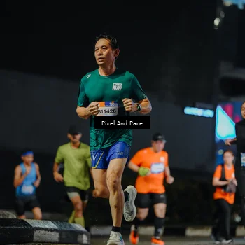 Runner Photo 7785151