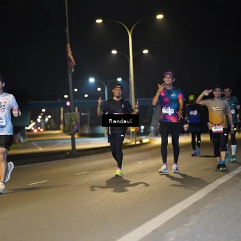 Runner Photo 7785179