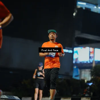 Runner Photo 7785201