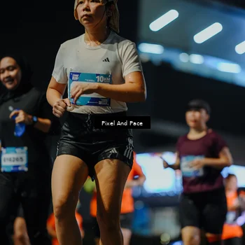 Runner Photo 7785224
