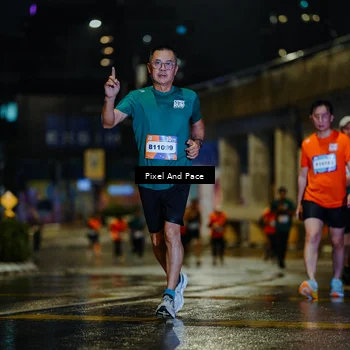 Runner Photo 7785253