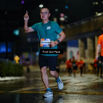 Runner Photo 7785273