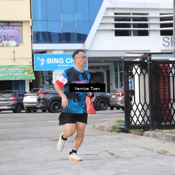Runner Photo 7785290