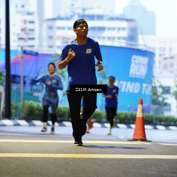 Runner Photo 7785304