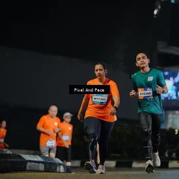 Runner Photo 7785307