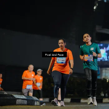 Runner Photo 7785309