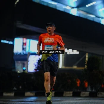 Runner Photo 7785315
