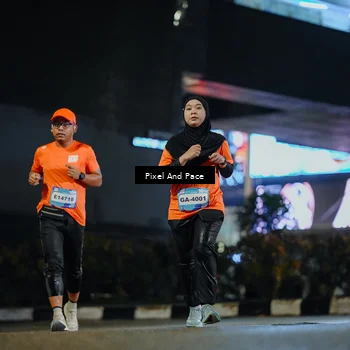 Runner Photo 7785318