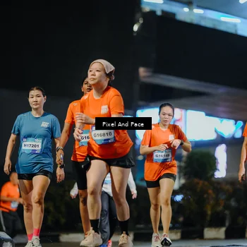 Runner Photo 7785335