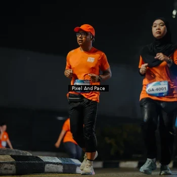Runner Photo 7785354