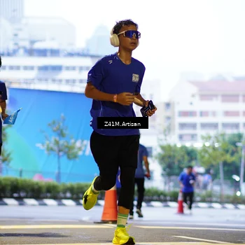 Runner Photo 7785362