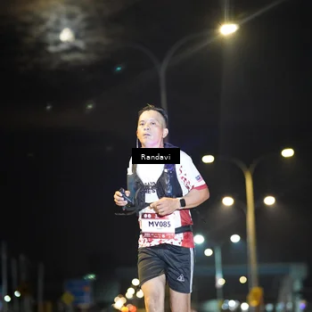 Runner Photo 7785389