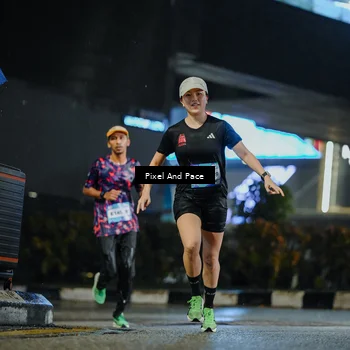 Runner Photo 7785403