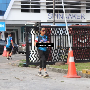 Runner Photo 7785411