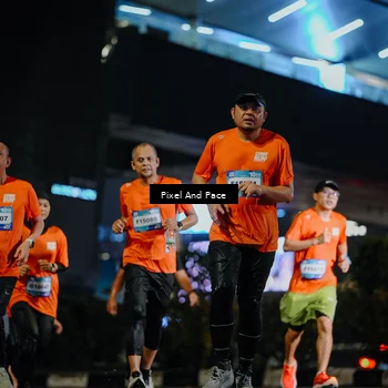 Runner Photo 7785412