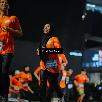 Runner Photo 7785413