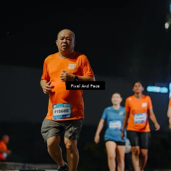 Runner Photo 7785422