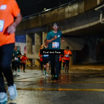 Runner Photo 7785425