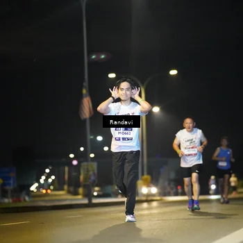 Runner Photo 7785443