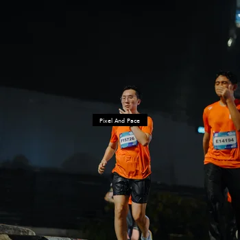 Runner Photo 7785454