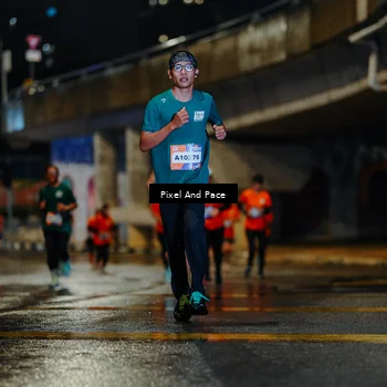 Runner Photo 7785455