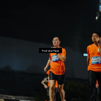 Runner Photo 7785457