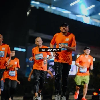 Runner Photo 7785468