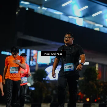 Runner Photo 7785481