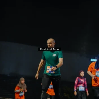 Runner Photo 7785488
