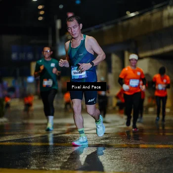 Runner Photo 7785501