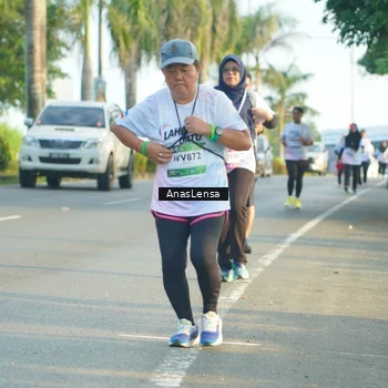 Runner Photo 7785514
