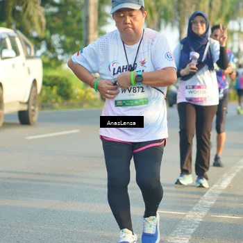 Runner Photo 7785540