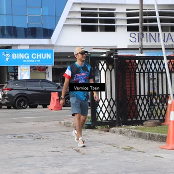 Runner Photo 7785553