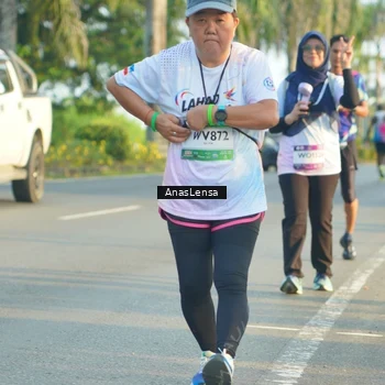 Runner Photo 7785554