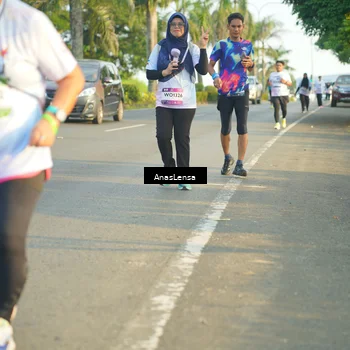 Runner Photo 7785556