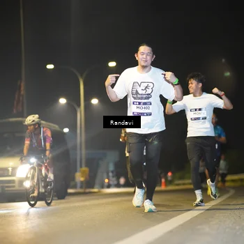 Runner Photo 7785568