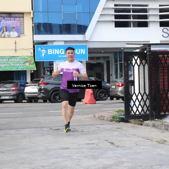 Runner Photo 7785571