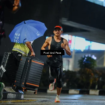 Runner Photo 7785575