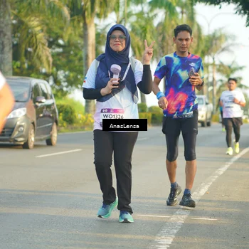 Runner Photo 7785579