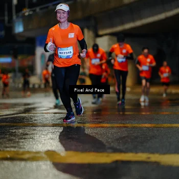 Runner Photo 7785595