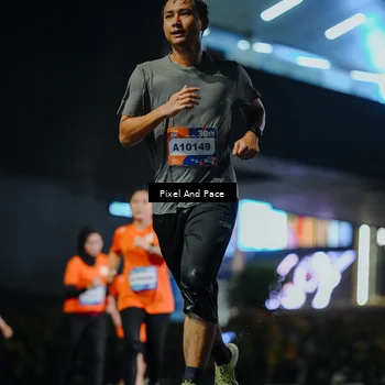 Runner Photo 7785600