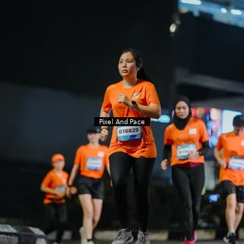 Runner Photo 7785609