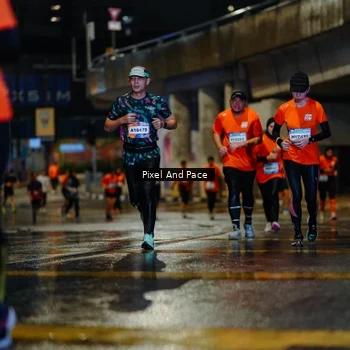 Runner Photo 7785625
