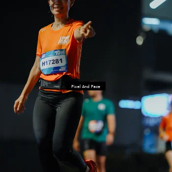 Runner Photo 7785645