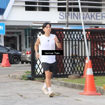 Runner Photo 7785674
