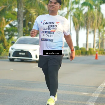 Runner Photo 7785683